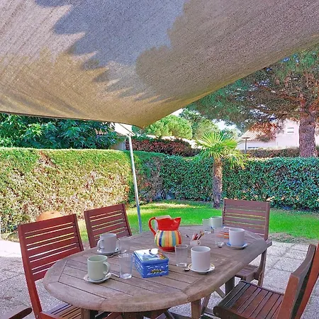 بيت للعطل Les Charmilles-16 By Interhome لا بالمير