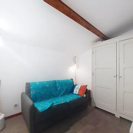 بيت للعطل Les Charmilles-16 By Interhome