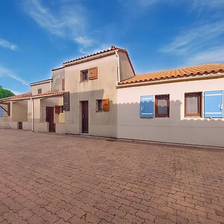 Les Charmilles-16 By Interhome